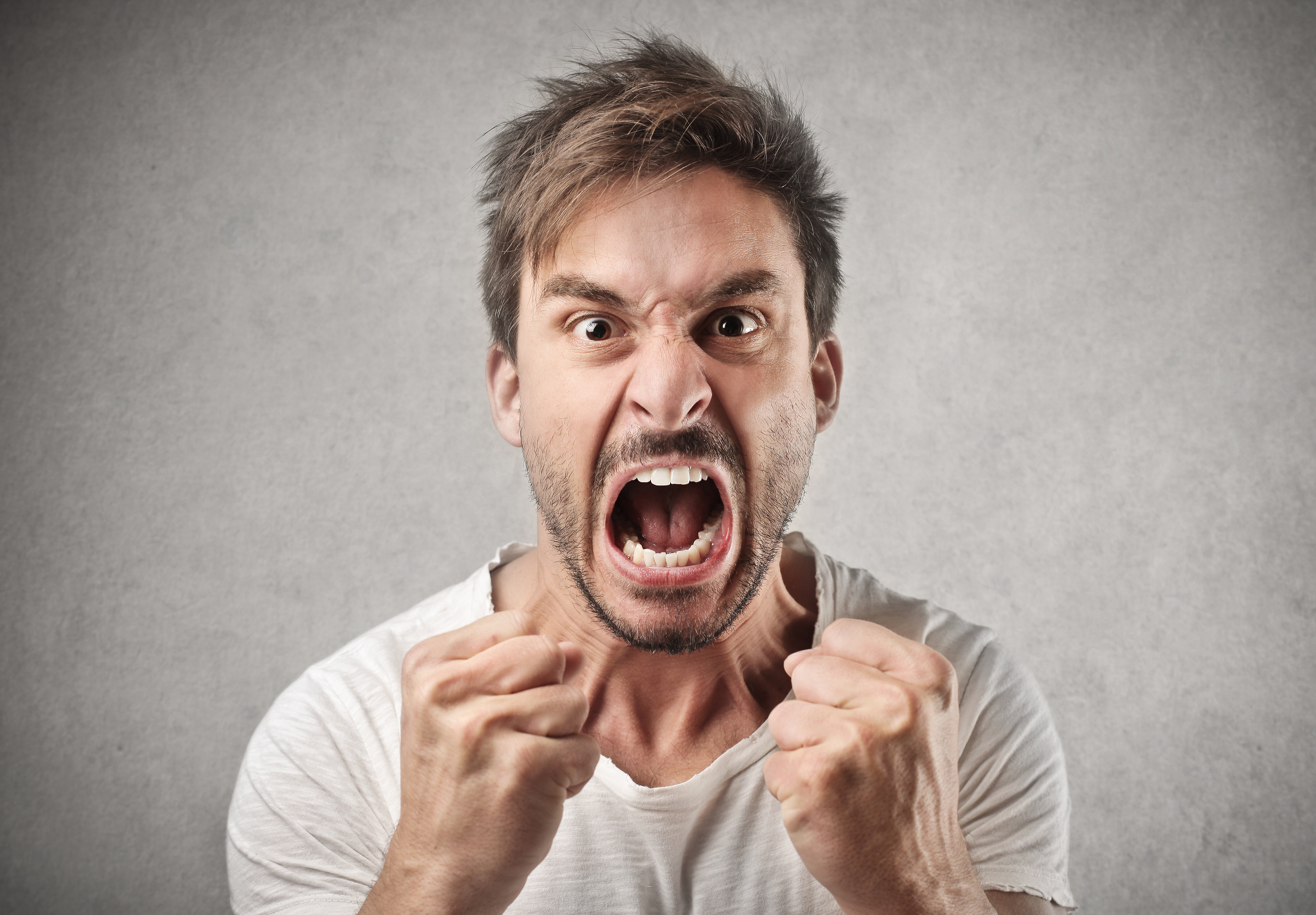 [Imagen: bigstock-portrait-of-young-angry-man-52068682.jpg]